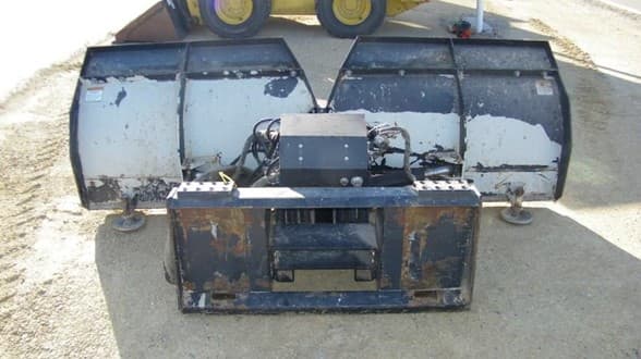 Image of Bobcat V-Blade 96 equipment image 1