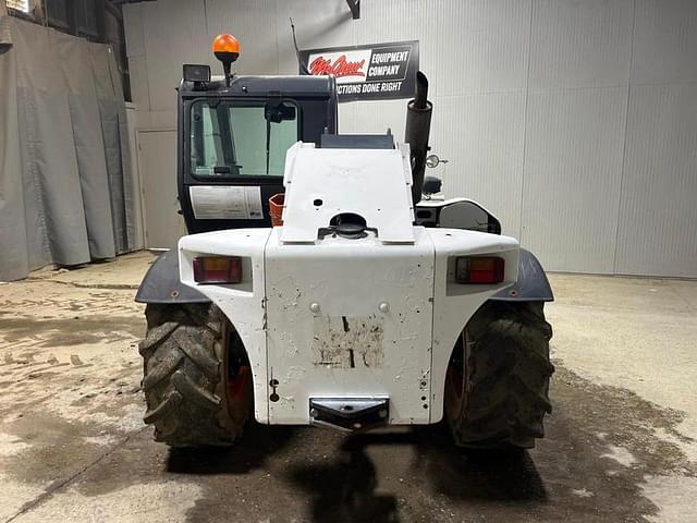 Image of Bobcat V518 equipment image 3