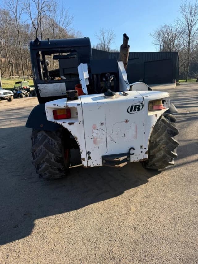 Image of Bobcat V518 equipment image 4