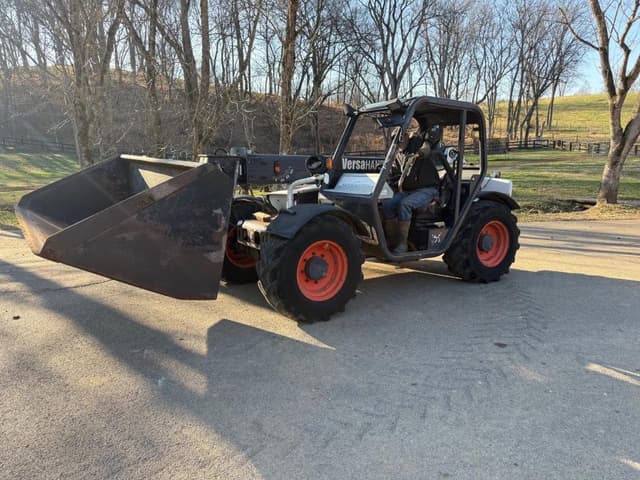 Image of Bobcat V518 equipment image 3