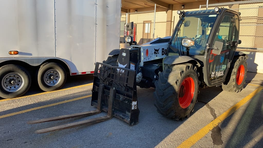 Main image Bobcat V519