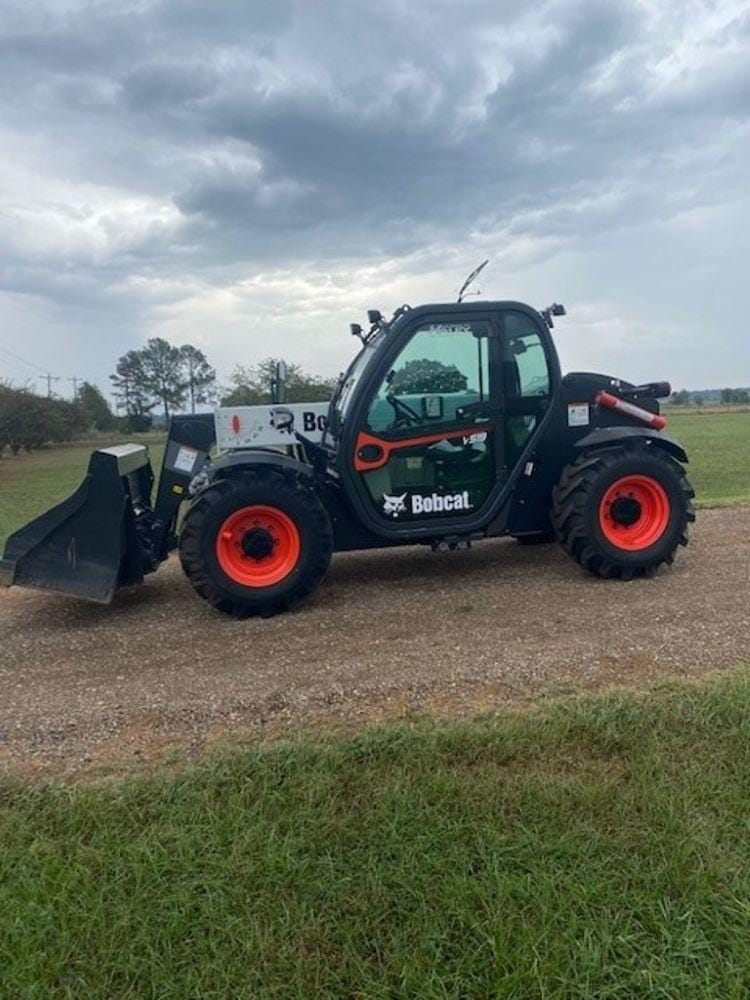 Main image Bobcat V519