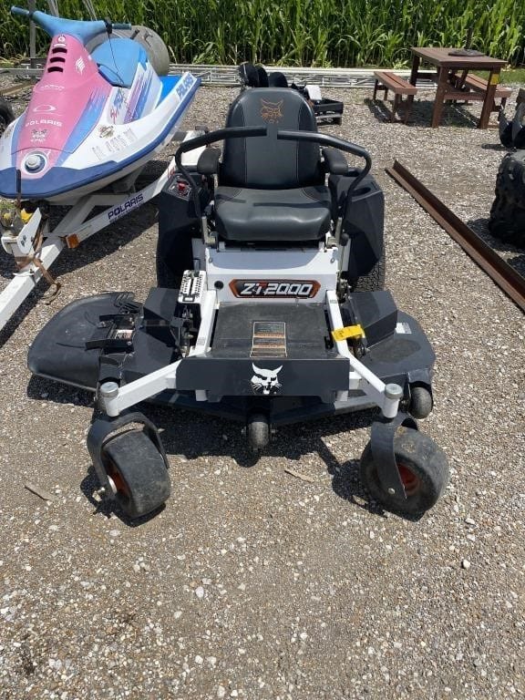 Bobcat ZT2000 Equipment Image0