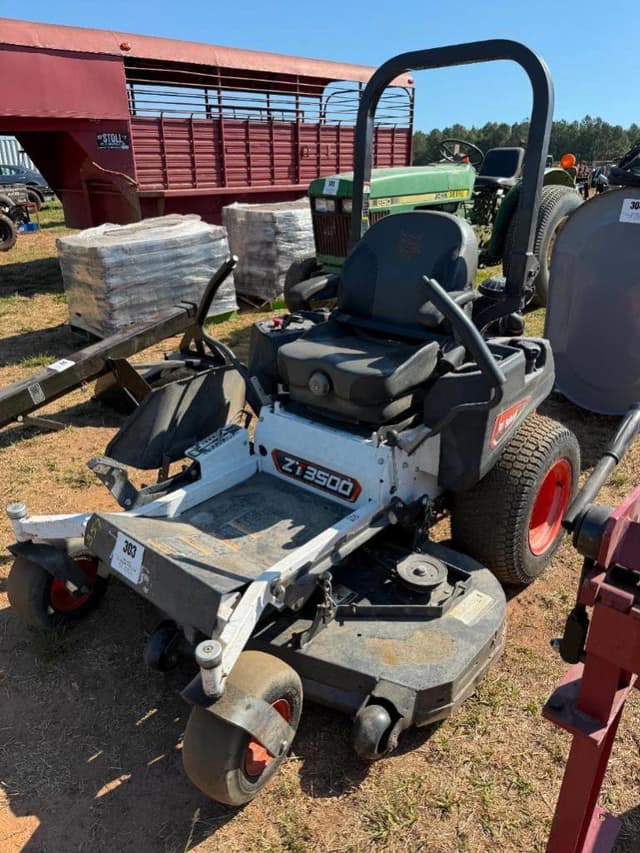 Image of Bobcat ZT3500 equipment image 2