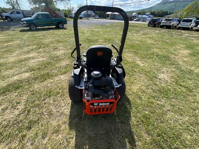 Image of Bobcat ZT3500 equipment image 3