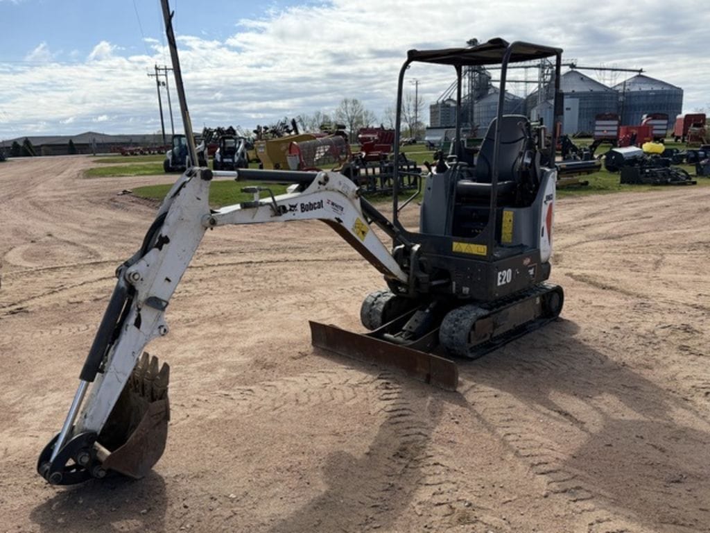 Bobcat E20 Equipment Image0