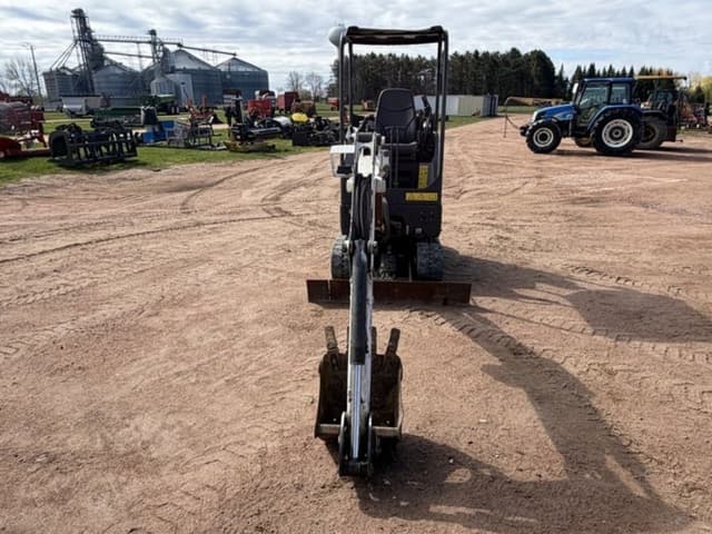 Image of Bobcat E20 equipment image 1