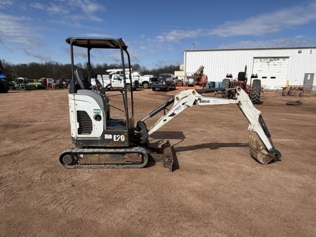 Image of Bobcat E20 equipment image 3