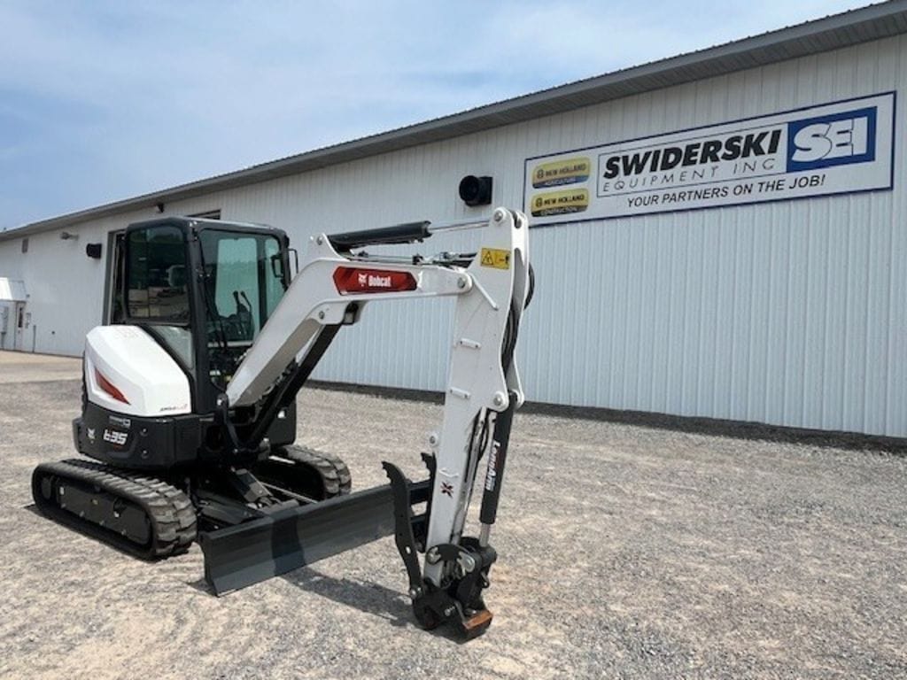 2026 Bobcat E35 Equipment Image0