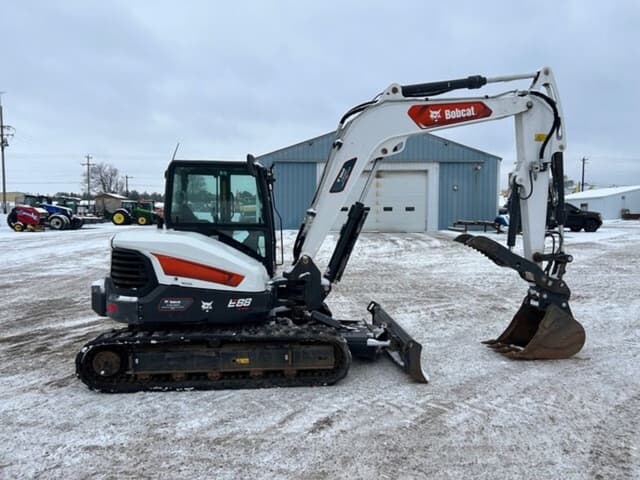 Image of Bobcat E88 equipment image 3