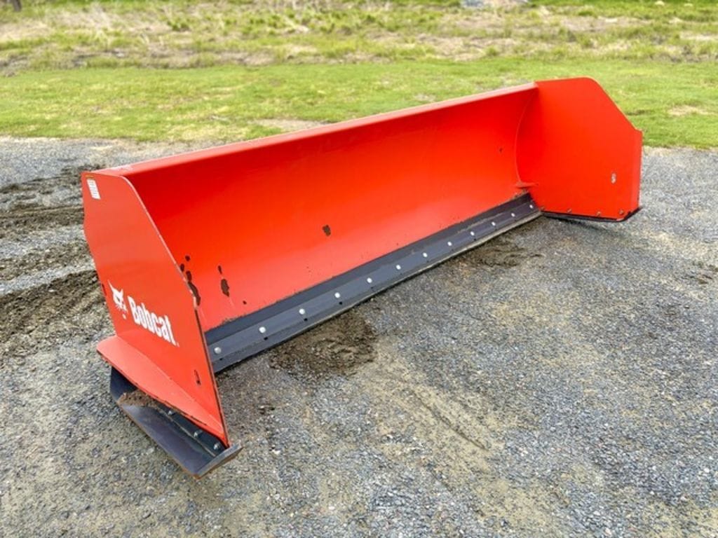 2021 Bobcat Snowpusher 120 Equipment Image0