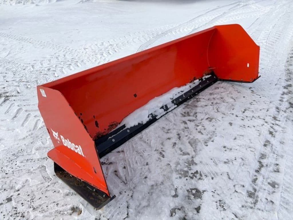 Image of Bobcat Snowpusher 120 Image 1