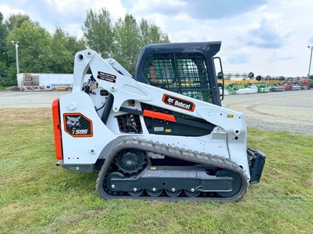 Image of Bobcat T595 equipment image 4
