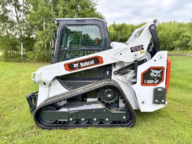 Image of Bobcat T66 equipment image 2