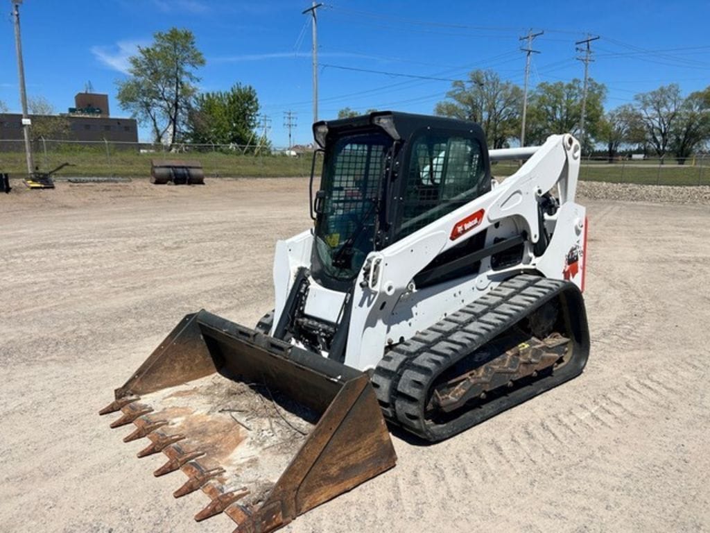Bobcat T770 Equipment Image0
