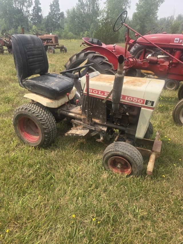 Image of Bolens 1050 equipment image 1