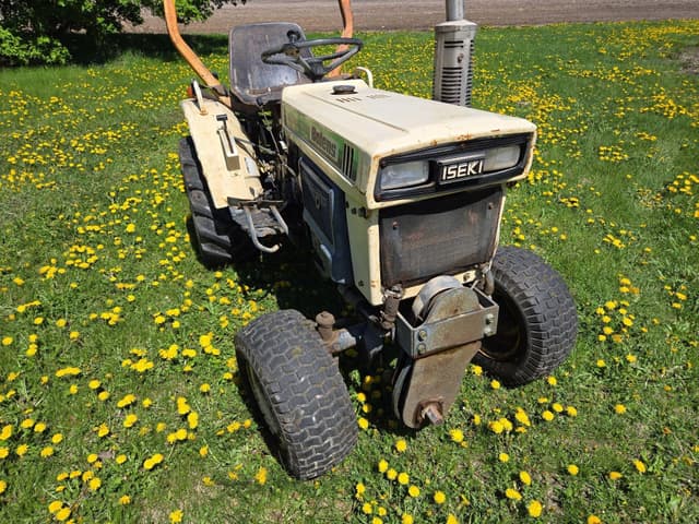 Image of Bolens H1502 equipment image 3