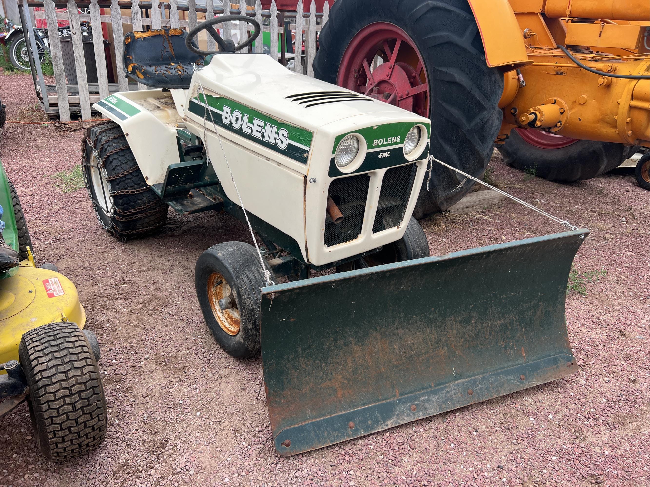 SOLD - Bolens H14XL Lot No. 5962049 Other Equipment with --- Hrs