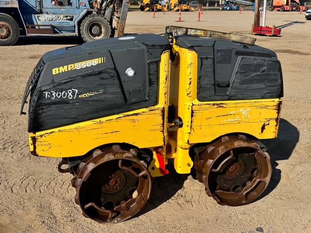 Image of Bomag BMP8500 equipment image 2