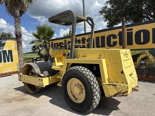 Image of Bomag BW172D equipment image 1