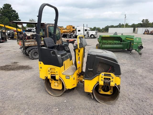 Image of Bomag BW900-50 equipment image 1