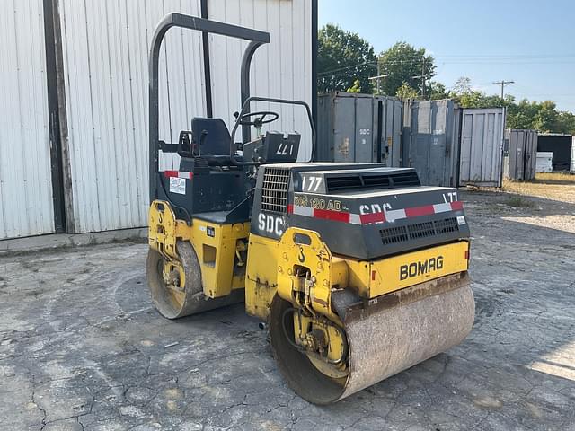 Image of Bomag BW120AD-3 equipment image 2