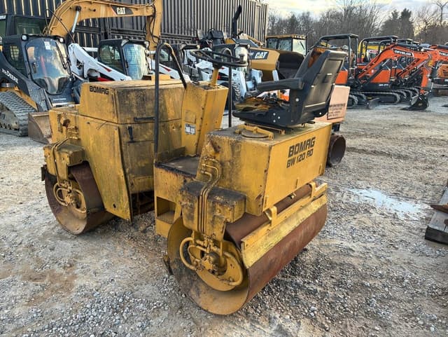 Image of Bomag BW120AD equipment image 2