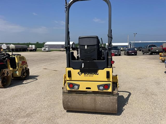 Image of Bomag BW120SL-5 equipment image 4