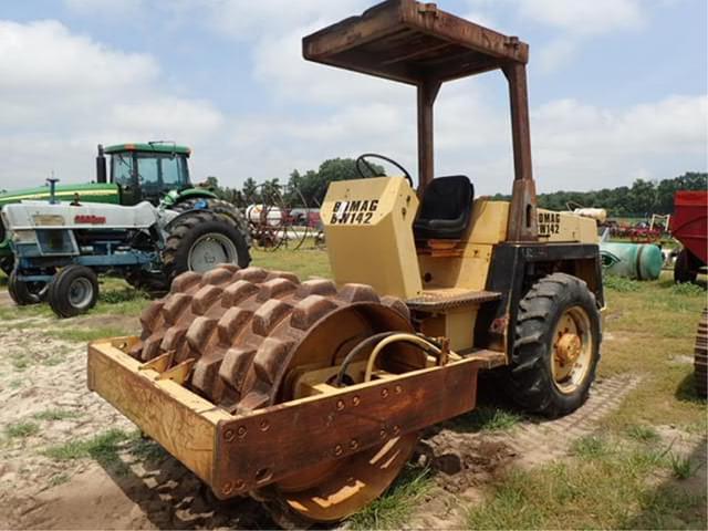 Image of Bomag BW142PD equipment image 1