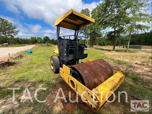 Image of Bomag BW145D-40 equipment image 1