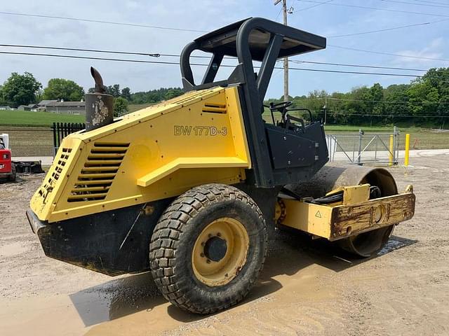 Image of Bomag BW177D-3 equipment image 4