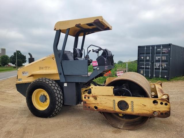 Image of Bomag BW177D-40 equipment image 3
