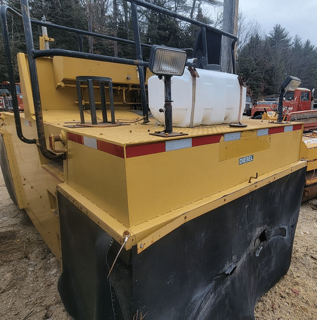 Image of Bomag BW20R equipment image 3