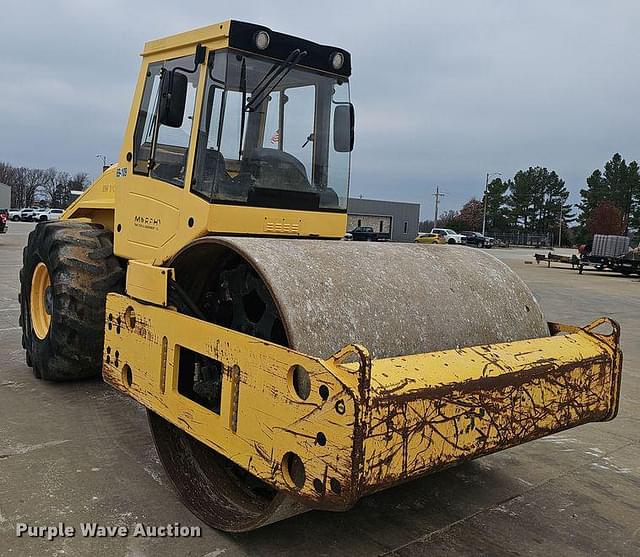 Image of Bomag BW213DH equipment image 2