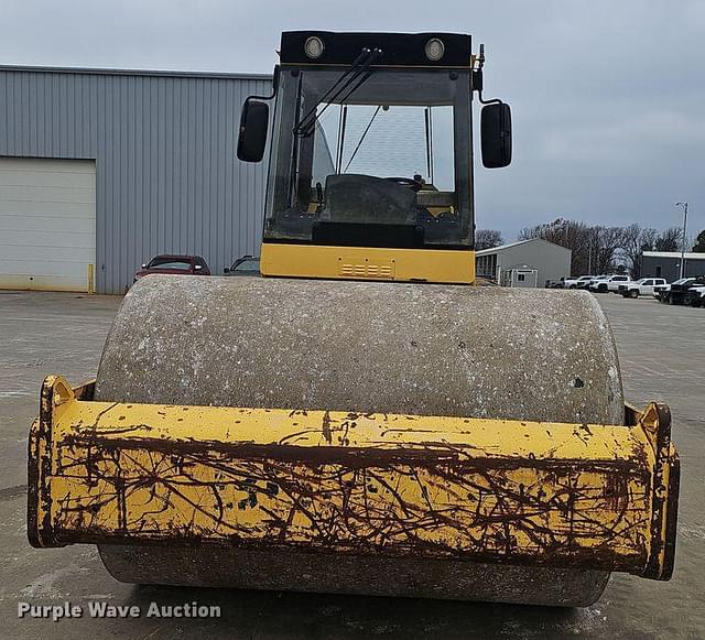 Image of Bomag BW213DH equipment image 1