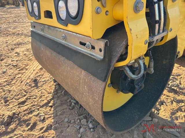 Image of Bomag BW90 AD-5  equipment image 4