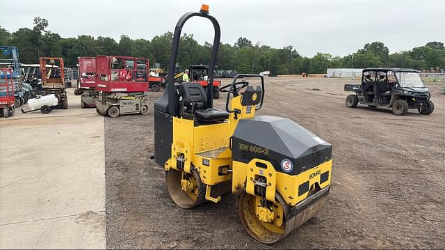 Image of Bomag BW900-2 equipment image 1
