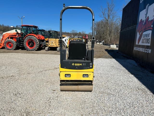 Image of Bomag BW900-50 equipment image 2