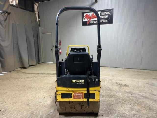 Image of Bomag BW900-50 equipment image 3