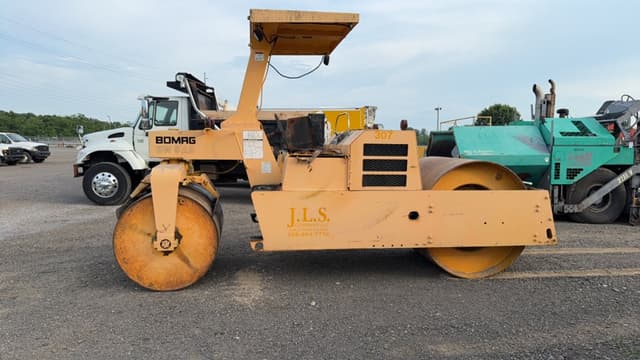 Image of Bomag BW9AS equipment image 3