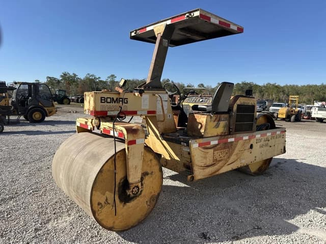 Image of Bomag BW9AS equipment image 3