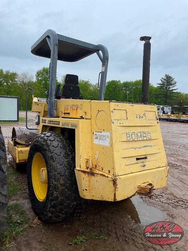 Image of Bomag BW142D equipment image 3