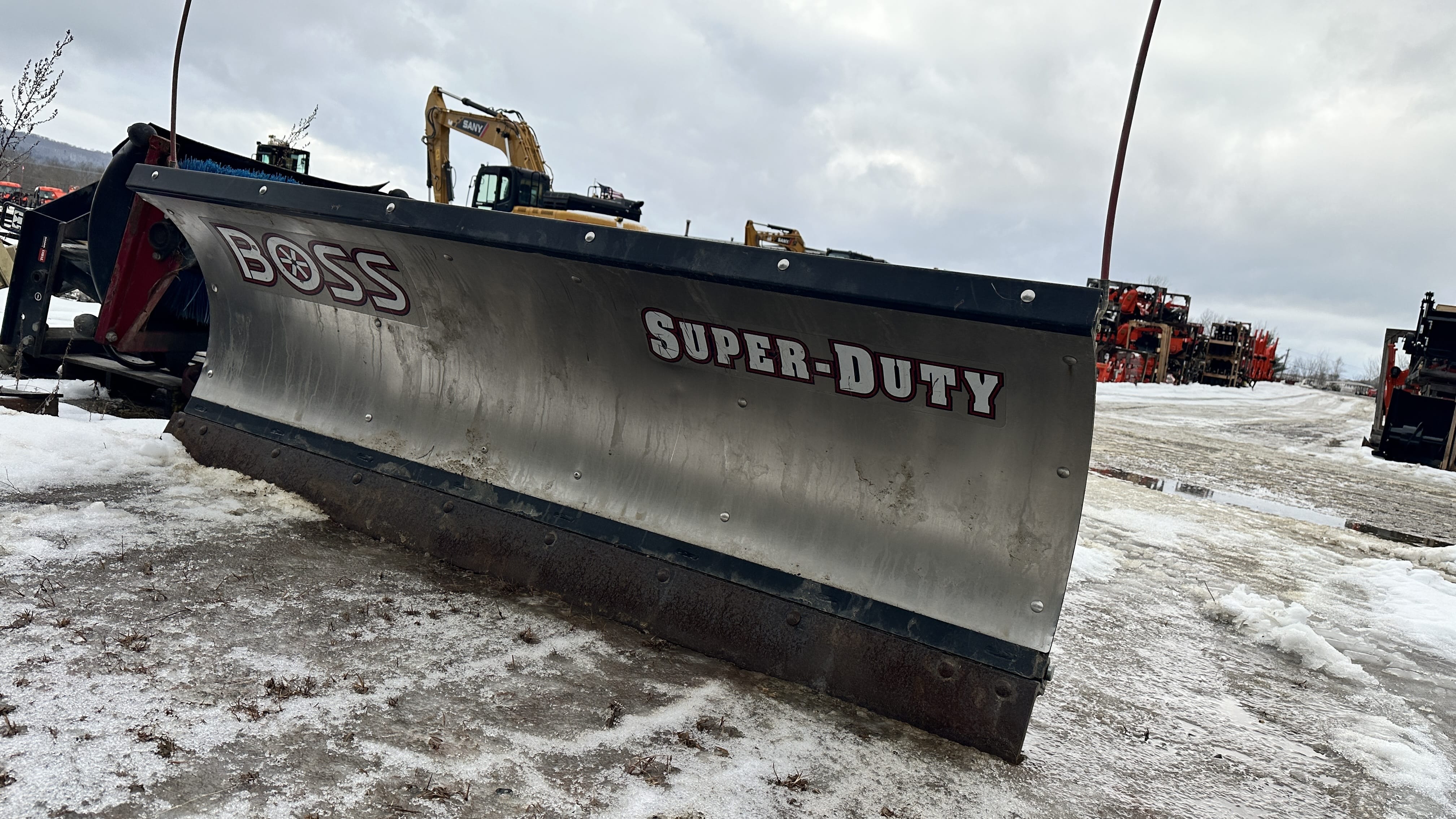 Boss Undetermined Equipment Image0