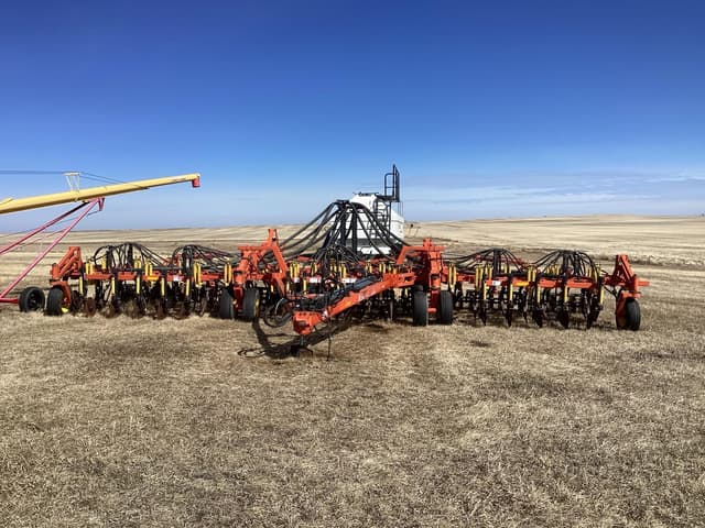 Image of Bourgault 5710 equipment image 1