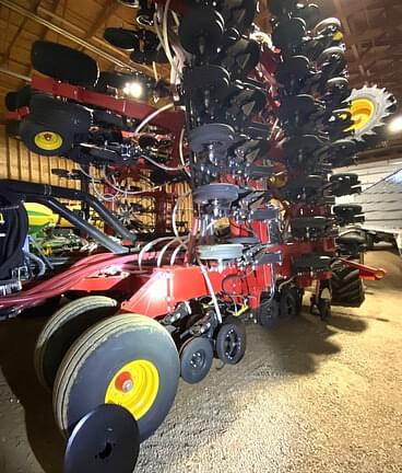 Image of Bourgault 3720 Image 0