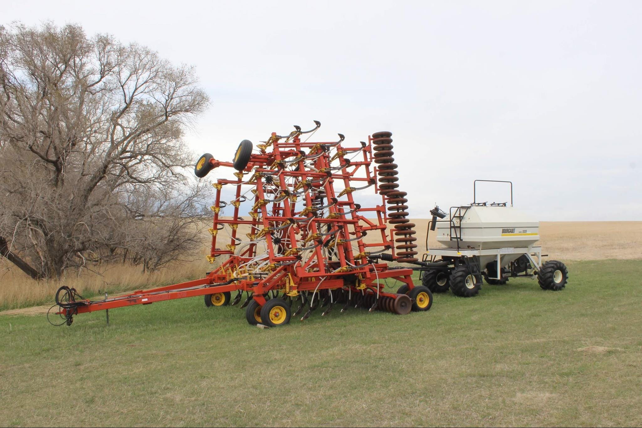 Main image Bourgault 5710