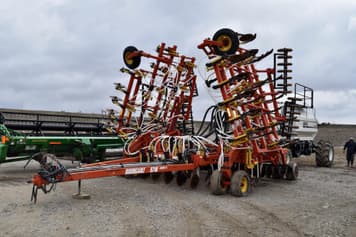 Main image Bourgault 5710