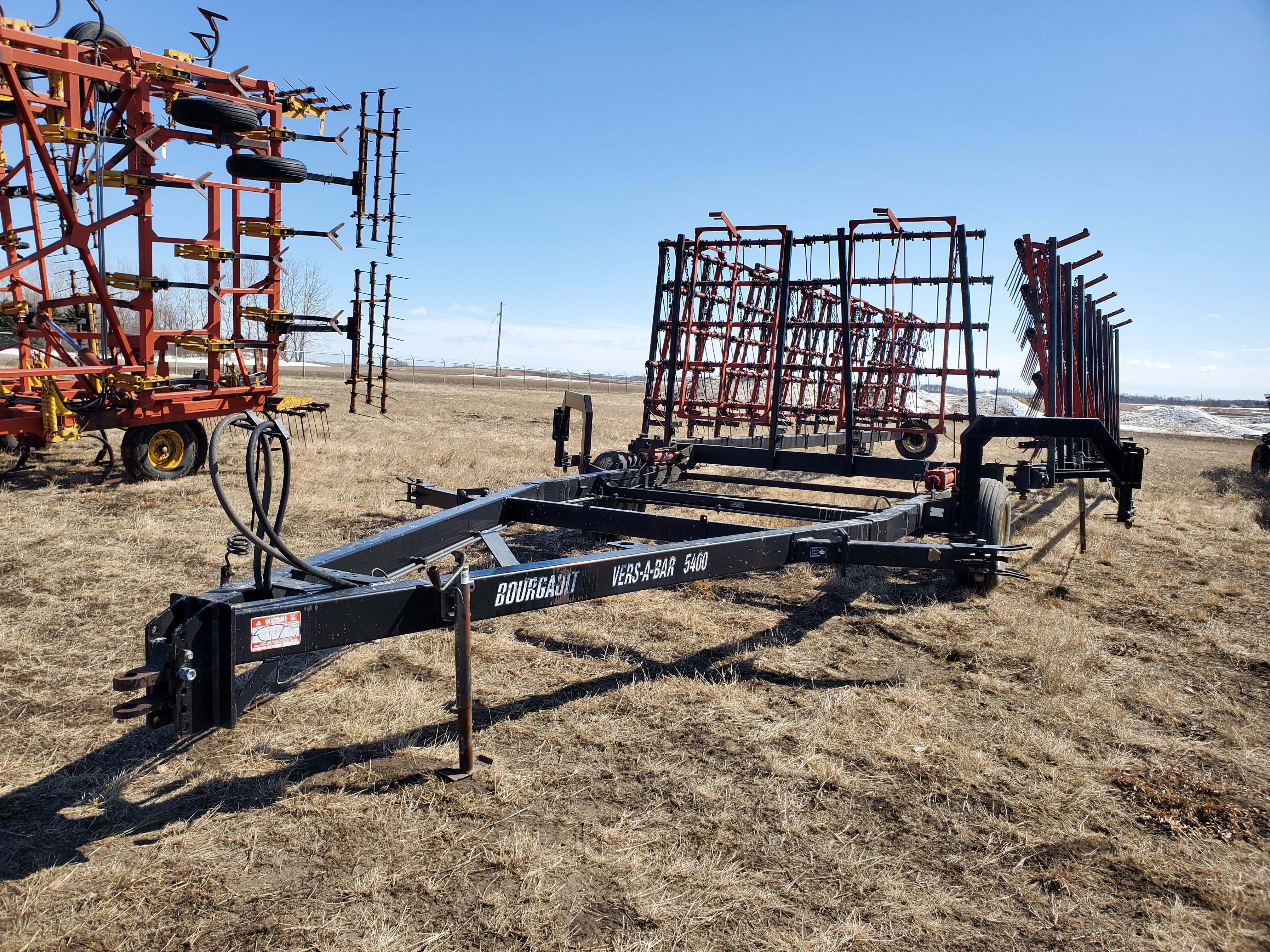 Main image Bourgault Versa Bar 5400