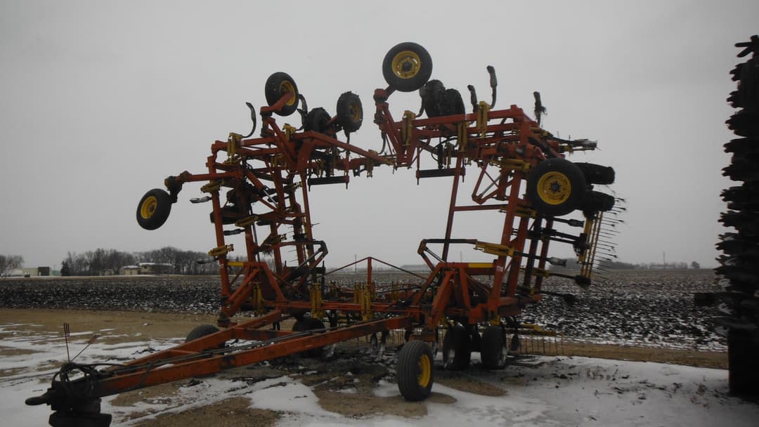 Image of Bourgault 9200 Primary image