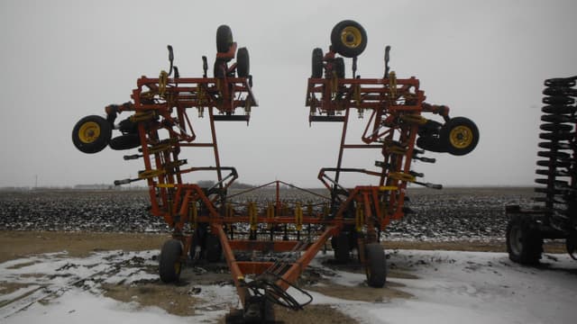 Image of Bourgault 9200 equipment image 1